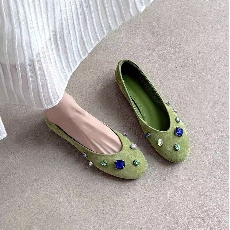 2026 New French Style Rhinestone Slip On Loafers Women Flat Shallow Mouth Shoes Gem Decor Vintage Grandma Shoes