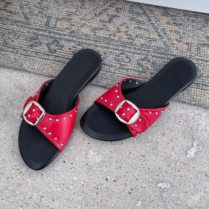 2026 Summer New French Style Buckle Slide Sandals Women Flat Leopard Print Beach Holiday Outdoor Slippers