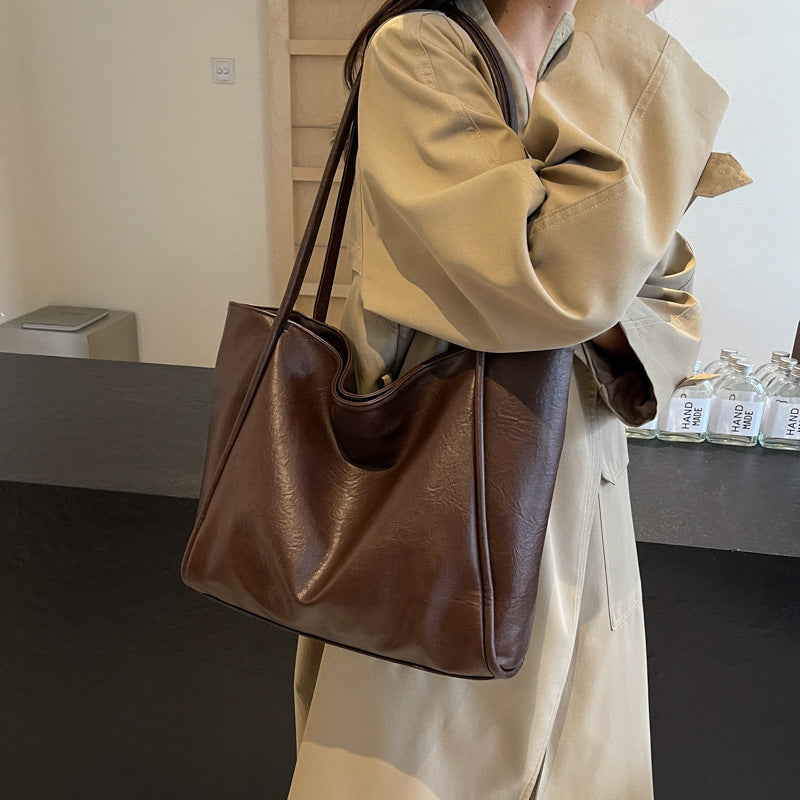 Soft Leather Shoulder Bag Large Capacity Commuter Totes Shopping Travel Bags For Women